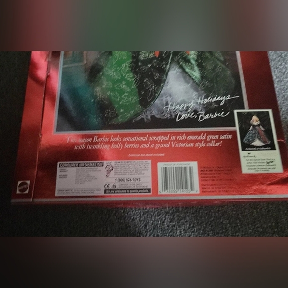 Barbie - Happy Holidays, Special Edition Doll (14123) - Picture 5 of 5